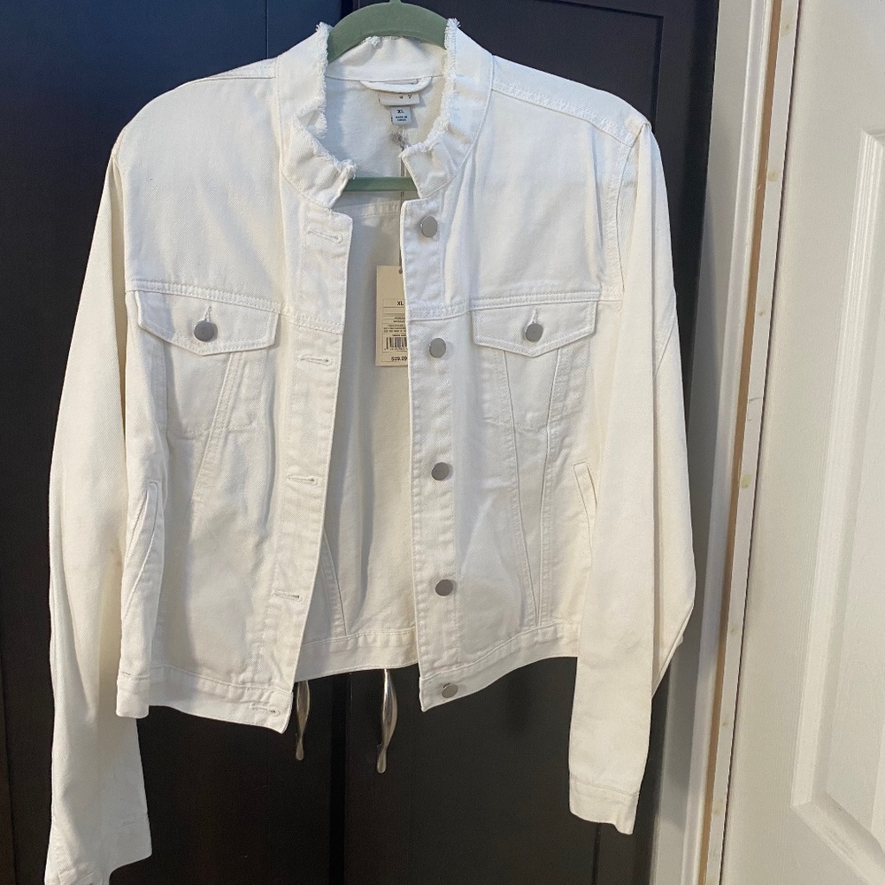 A new Day white Jacket